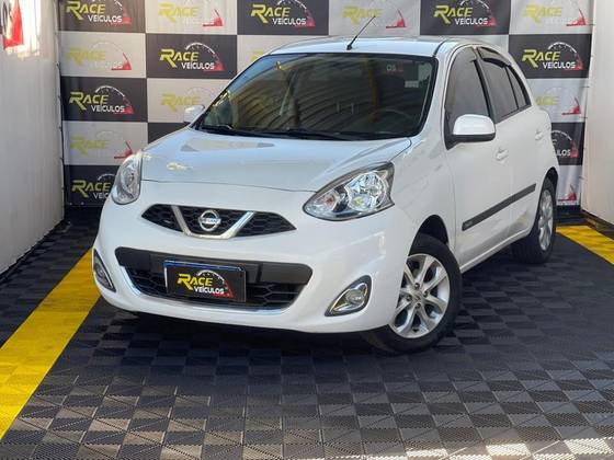 NISSAN MARCH 1.6 SV 16V FLEX 4P MANUAL NISSAN MARCH 1.6 SV 16V FLEX 4P MANUAL